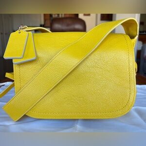 Coach DAKOTAH Crossbody 21 IN Pop Lacing Whiplash